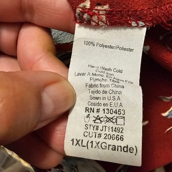 Floral Bohemian Burgundy Blouse with Crochet Detail Size 1 XL EUC - Picture 7 of 7